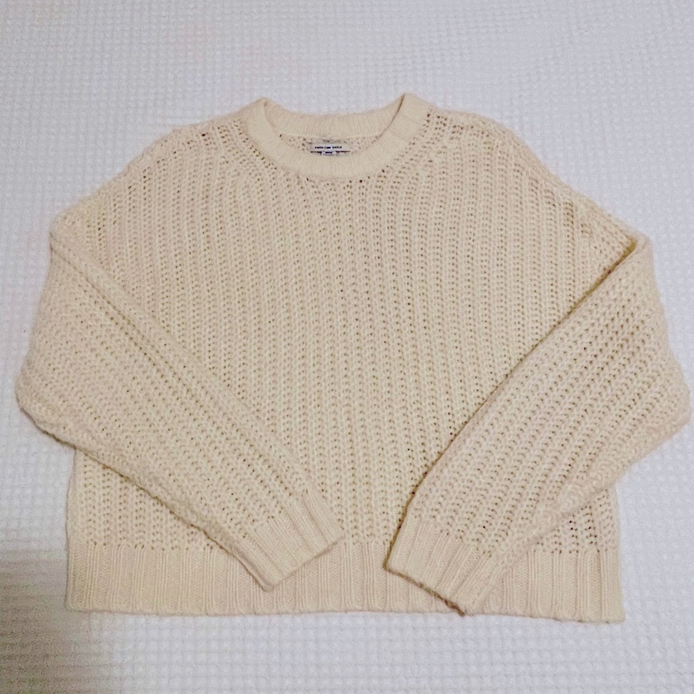 American Eagle sweater